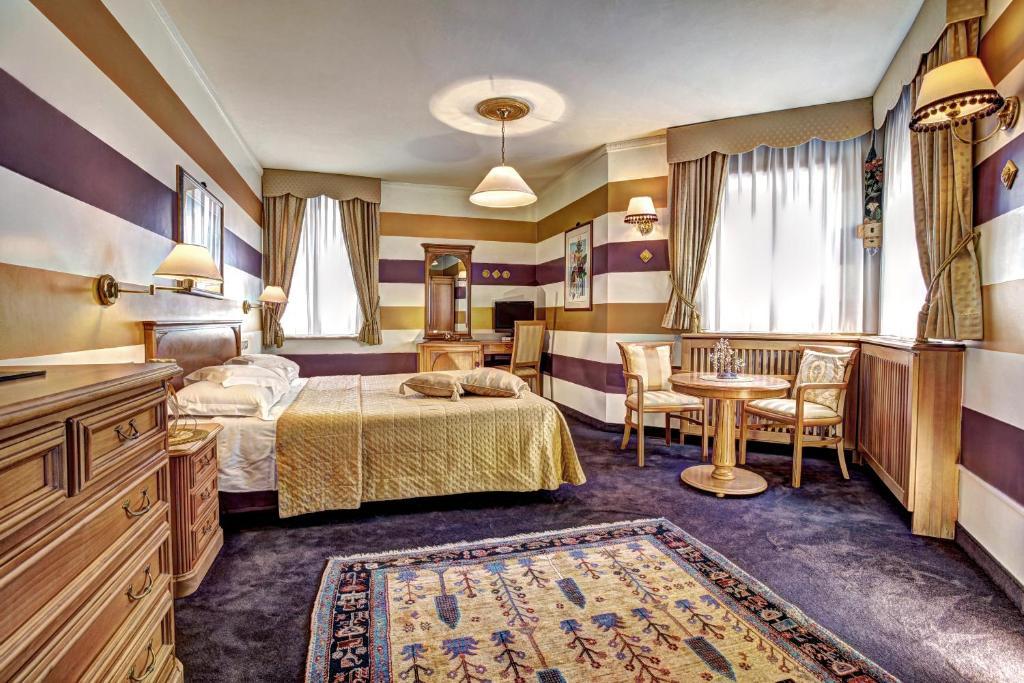 Hotel Regina San Martino Di Castrozza Room photo