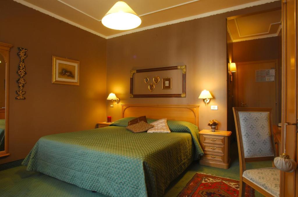Hotel Regina San Martino Di Castrozza Room photo